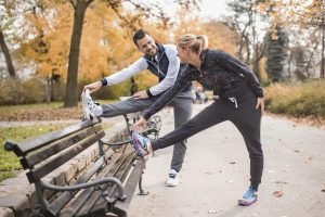 couple sportif marche